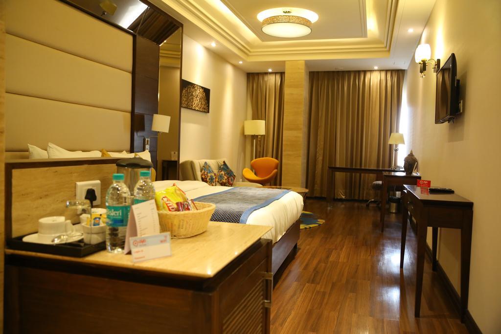ホテル Oyo Premium Panchkula Sector 5 部屋 写真